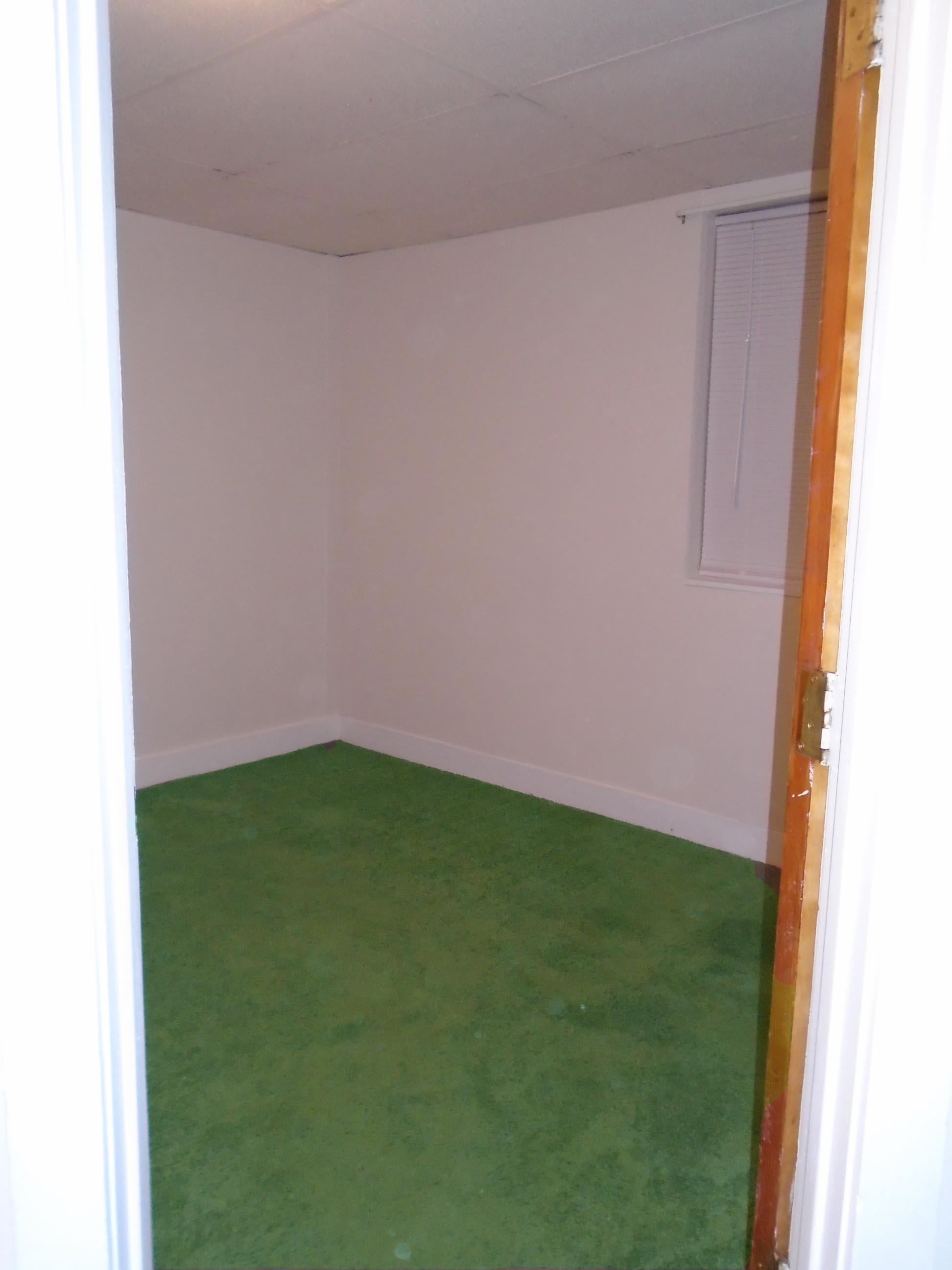 1st bedroom