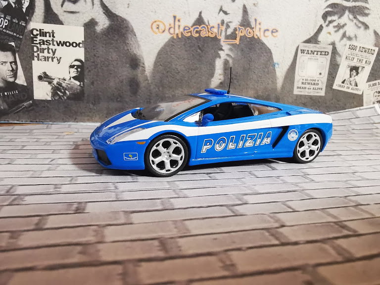 Minichamps - 1:43 - Fiat Panda Polizia 1980 - Édition