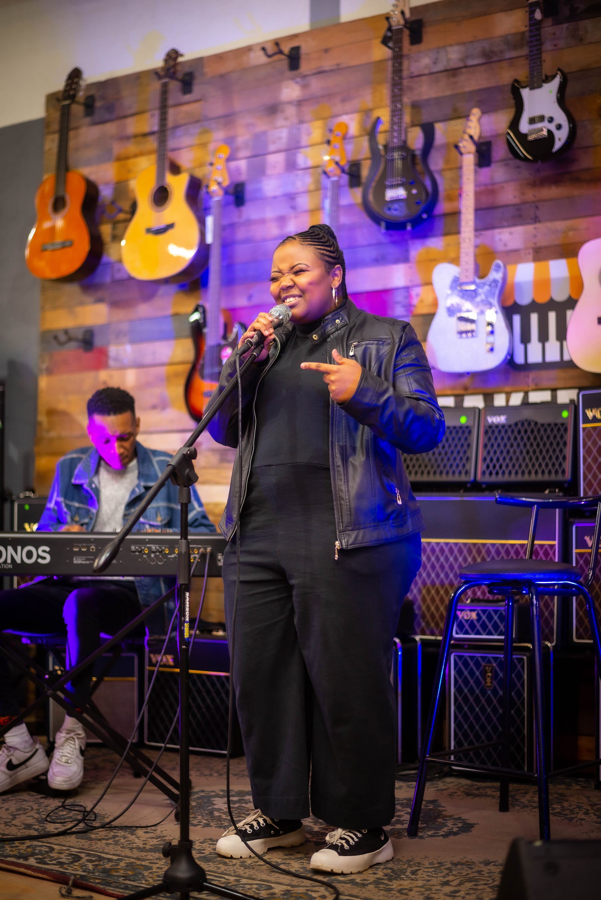 Online Music Instrument Store