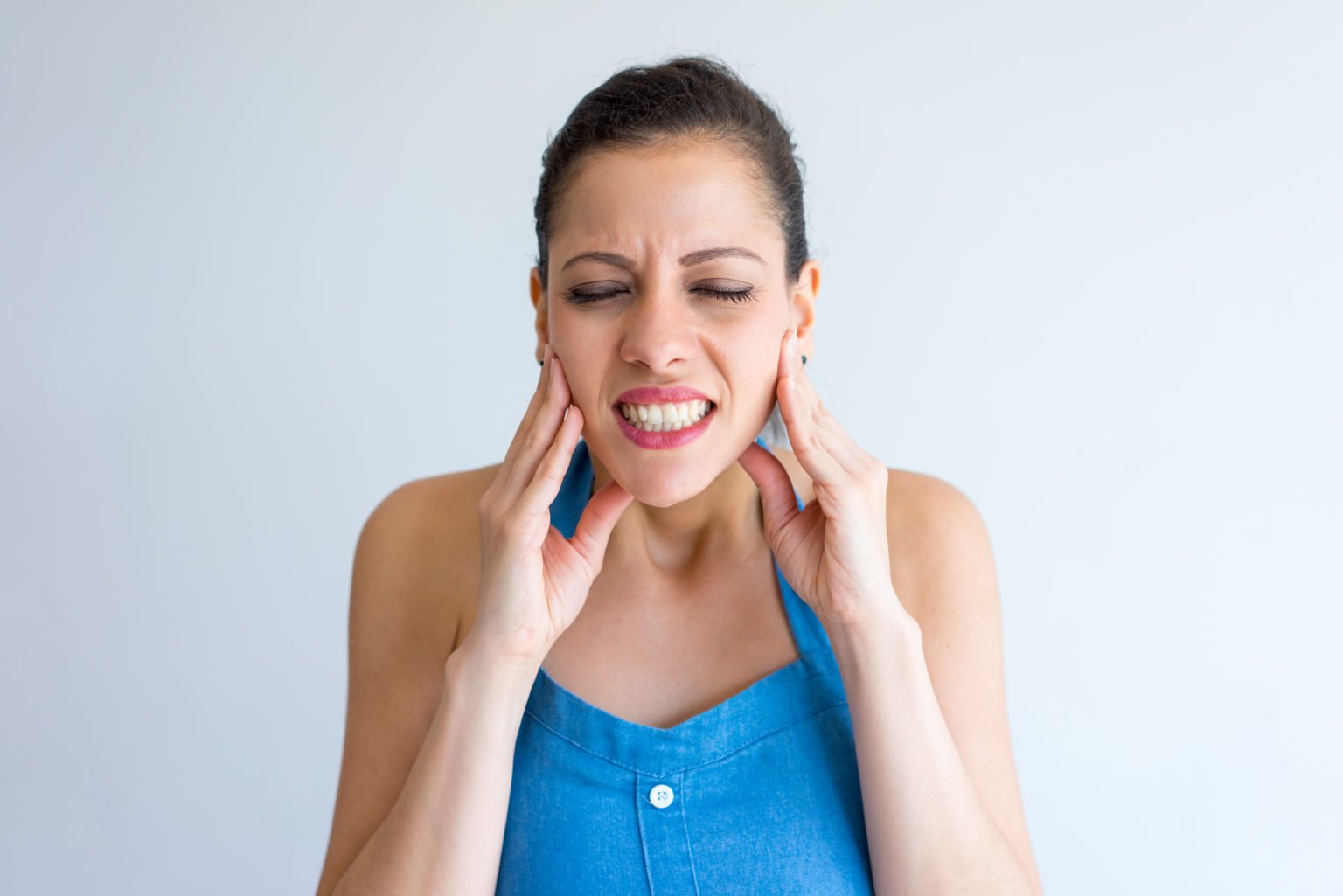 What is TMJ : Symptoms And Diagnosis