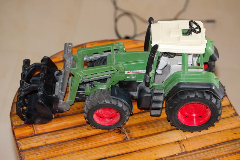 02324 BRUDER Spielzeug Claas Disco 3050 FC Plus Frontmähwerk für Traktor 