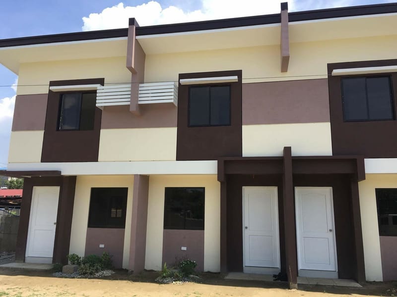 AMAYA RESIDENCES HBO REALTY