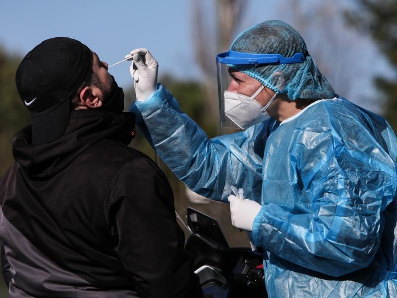 ΕΟΔΥ: Αυτά είναι τα σημεία δωρεάν δειγματοληψίας για σήμερα 17/06