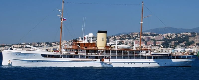 Modern Times - The Royal Cwmtydu Yacht Club