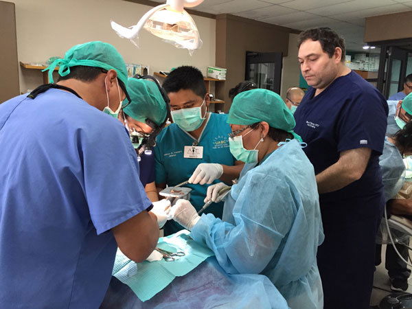 Brighter Way Phoenix Arizona Live Surgery Course with Dr. Isaac Tawil and Dr. Scott Ganz