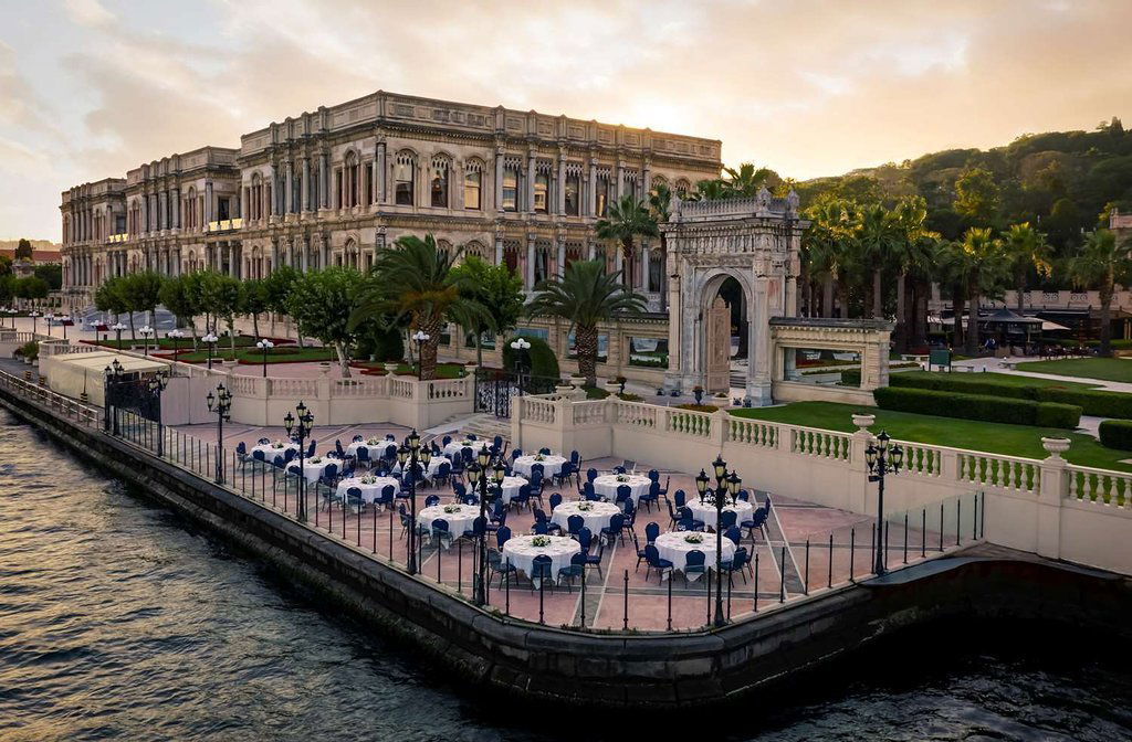 CIRAGAN PALACE KEMPINSKI 5*