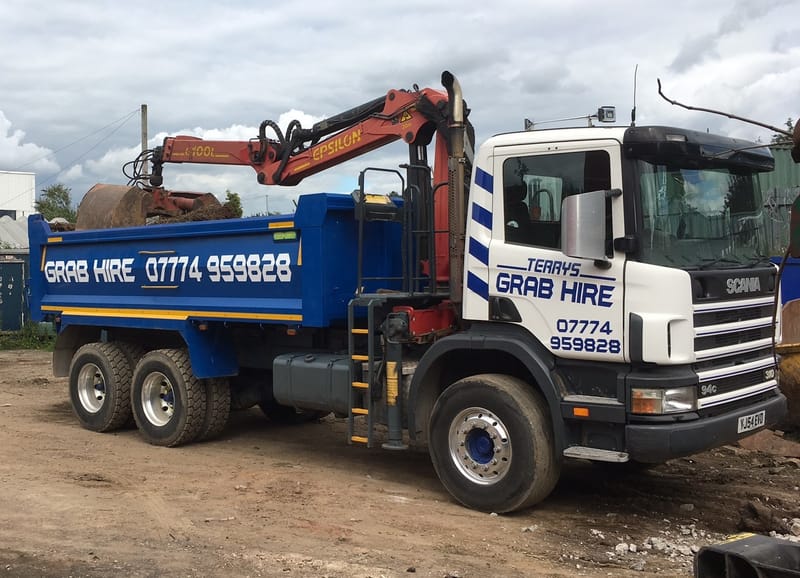Grab lorry hire in Worksop Terry's Skips