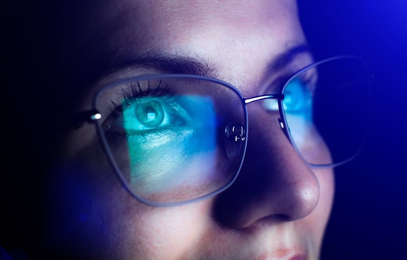 Les lunettes anti lumière bleue sont-elles utiles