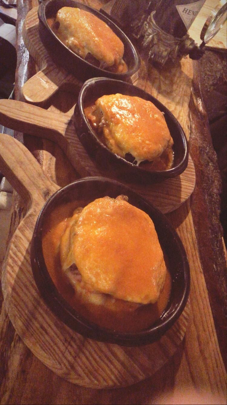 Francesinha Forno a Lenha