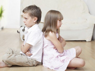 Тест: Ваши дети ссорятся, ваше поведение?