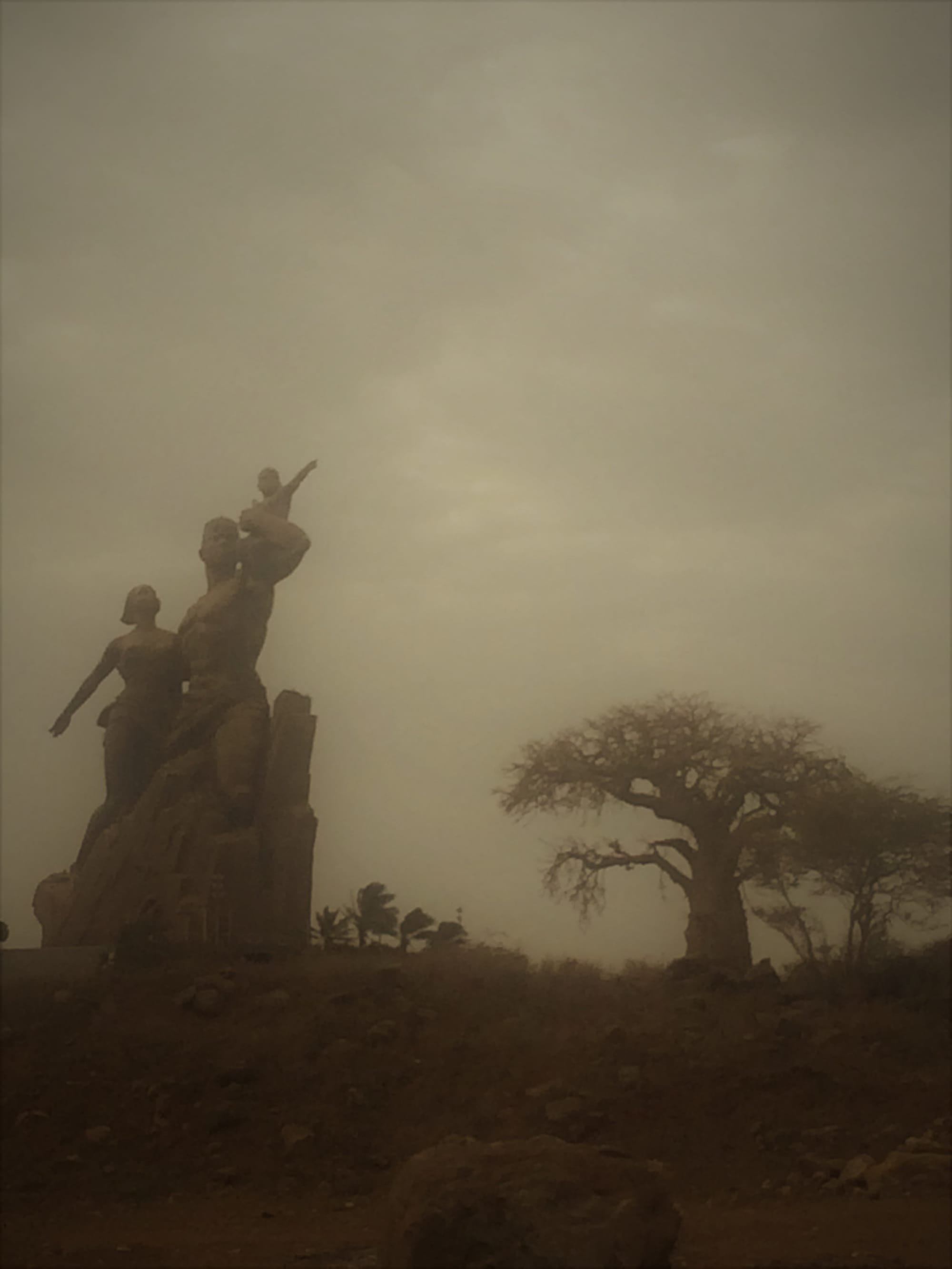 Dakar .monument de la renaissance africaine