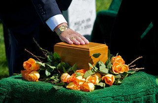 Factors to Consider When Choosing Cremation Services image