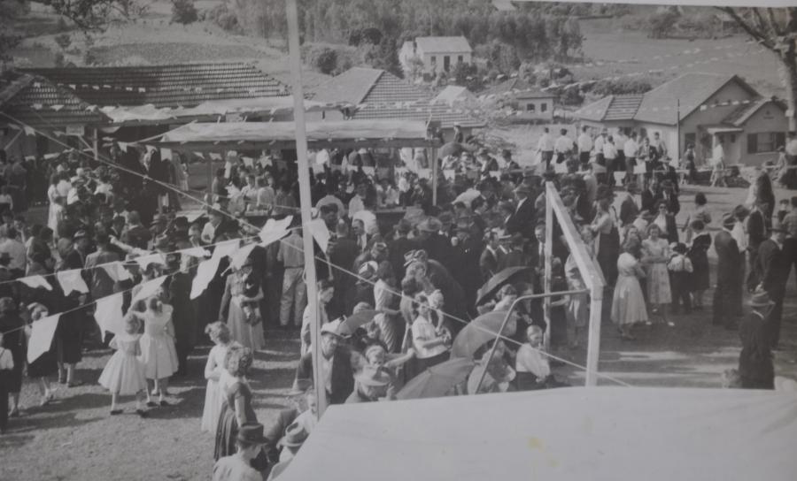 Festa do centenário da colonização. Local incerto – CRÉDITOS: Acervo Museu Henrique Üebel