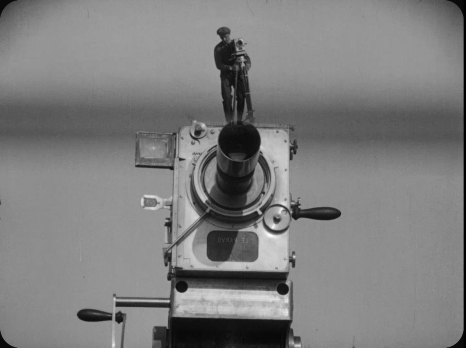 The Man With The Movie Camera (1929)