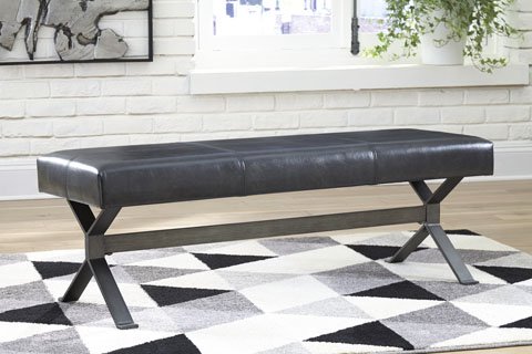 LARILAND BLACK ACCENT BENCH A3000153