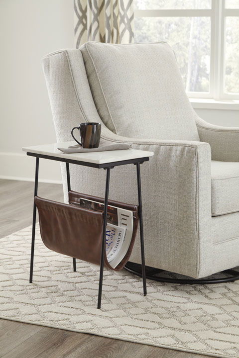 A4000254 ETANBURY END TABLE