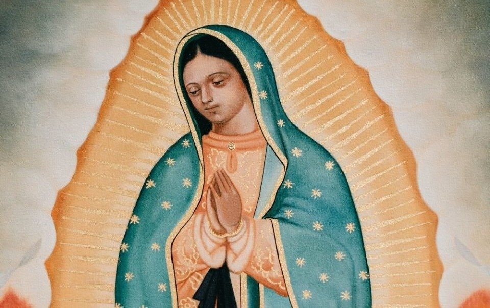 علّمينا المحبَّةَ يا مريم