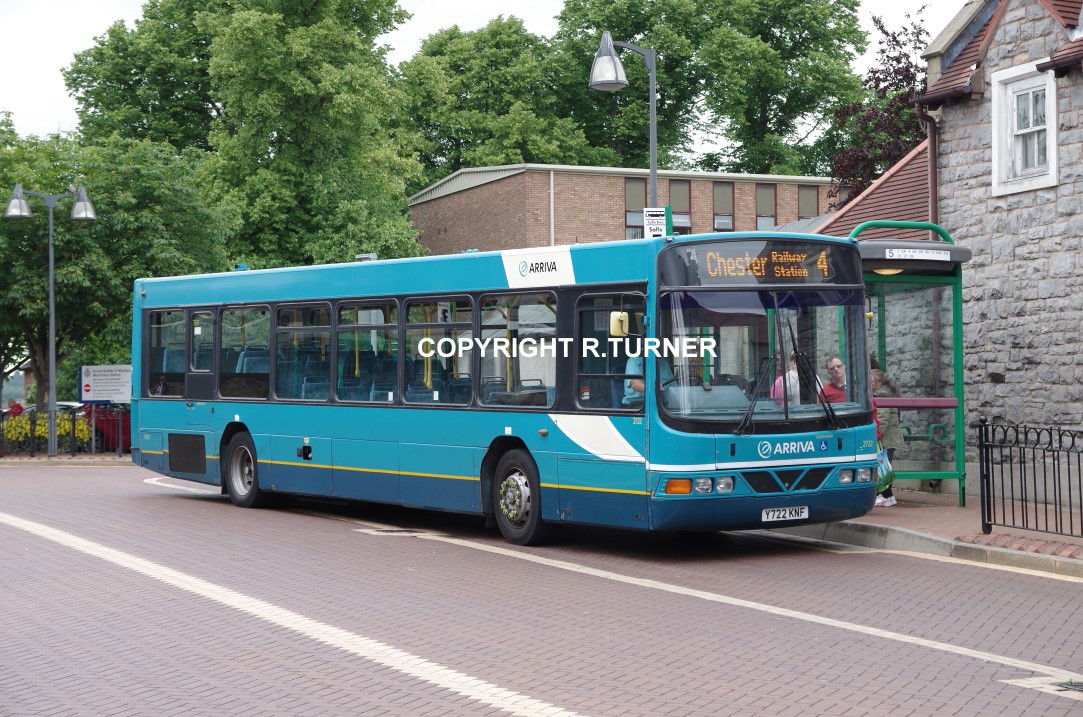 Arriva Buses Wales 2722 Y722 KNF. - Bus Photos UK