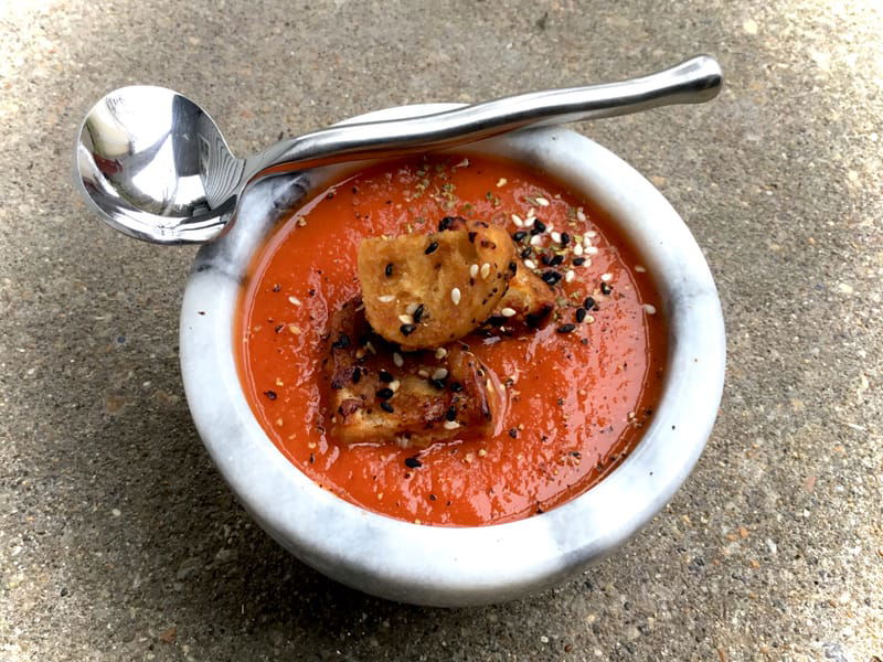 🌱 Spicy, Creamy Korean Tomato Soup w Miso Croutons 🌱