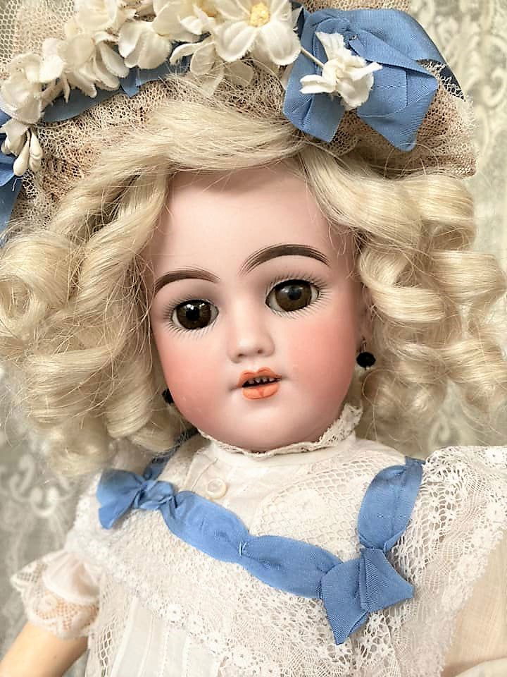 doll collectors near me
