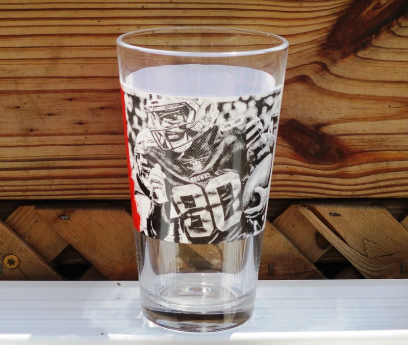 ODELL BECKHAM-----CLEVELAND BROWNS---BUFFALO WILD WINGS ----2019 PINT GLASS