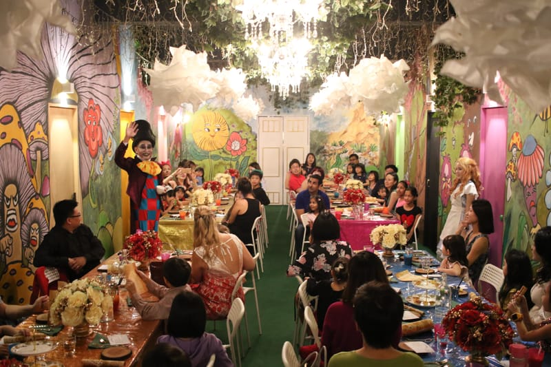 Andsoforth S If We Dream Too Long Terrific One Of A Kind Theatrical Dinner In Singapore