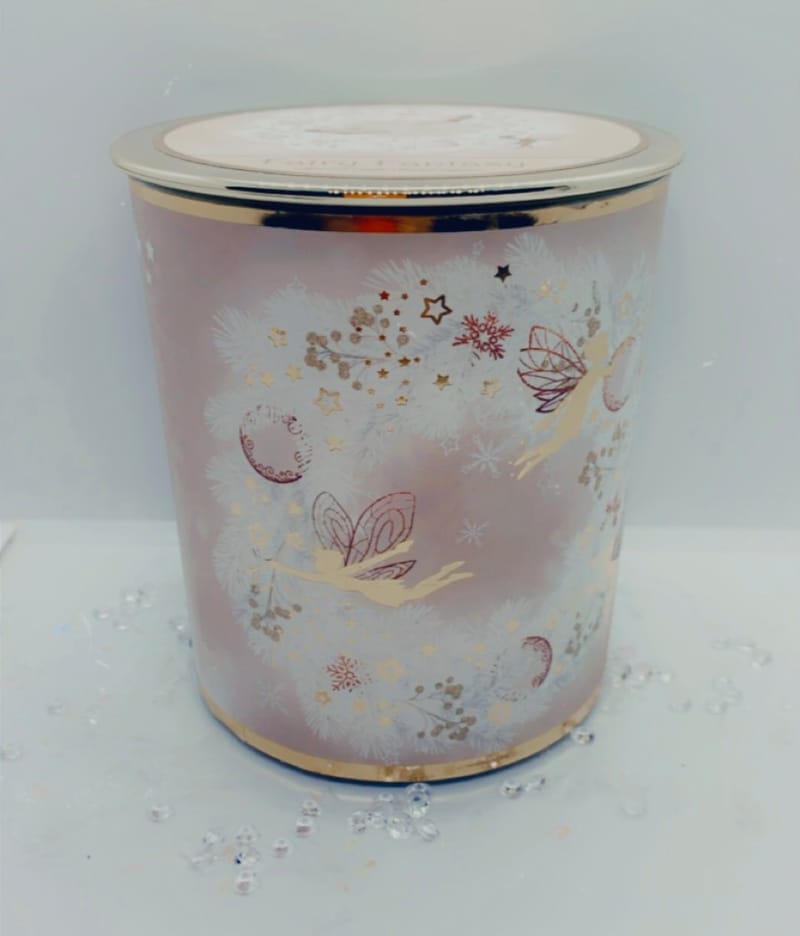 Scented Candles Free shipping over £25 code FREESHIP25