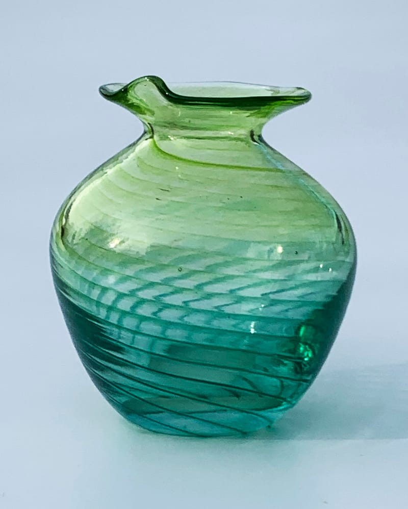 Posy Vase (11 cm tall) E&M Glass