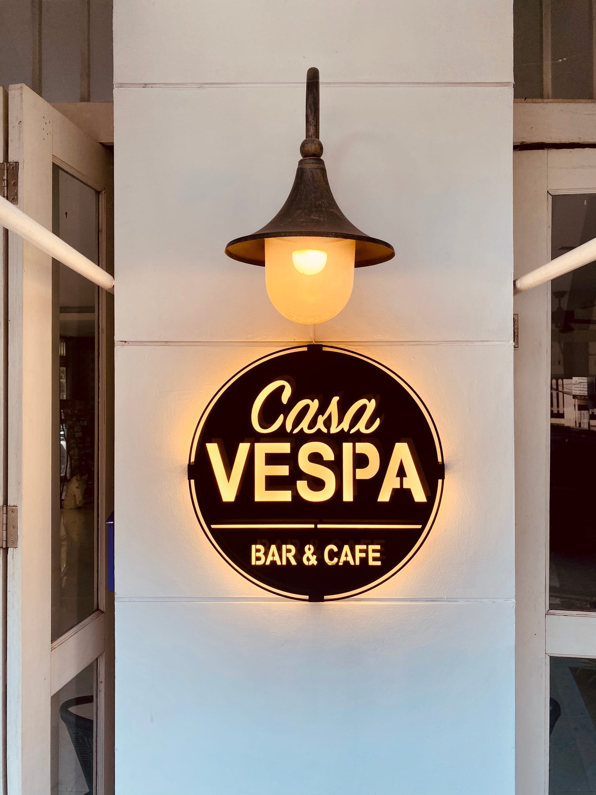 Casa VESPA Bar & Cafe