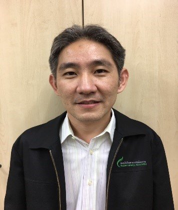 Dr Pichai Chonviharnpan