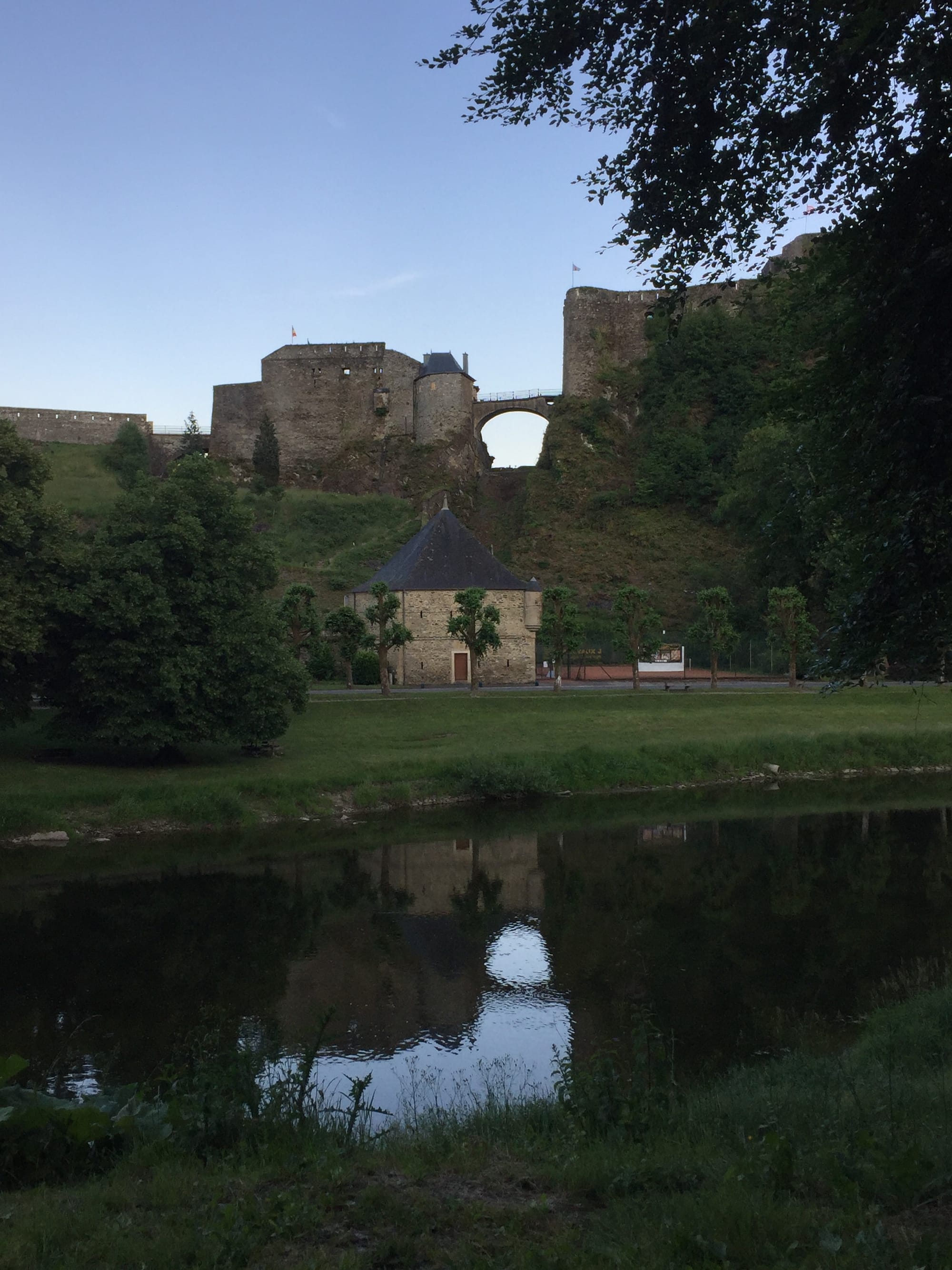 Hotel Bouillon HOTEL BOUILLON