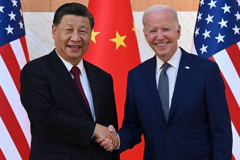 Biden e Xi se encontram em G20 e discutem formas de abrandar conflitos entre as duas nações