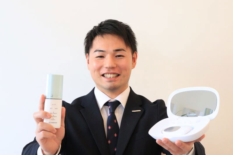 モイスティーヌの2つの美容器を徹底比較！値段、機能、使い方など