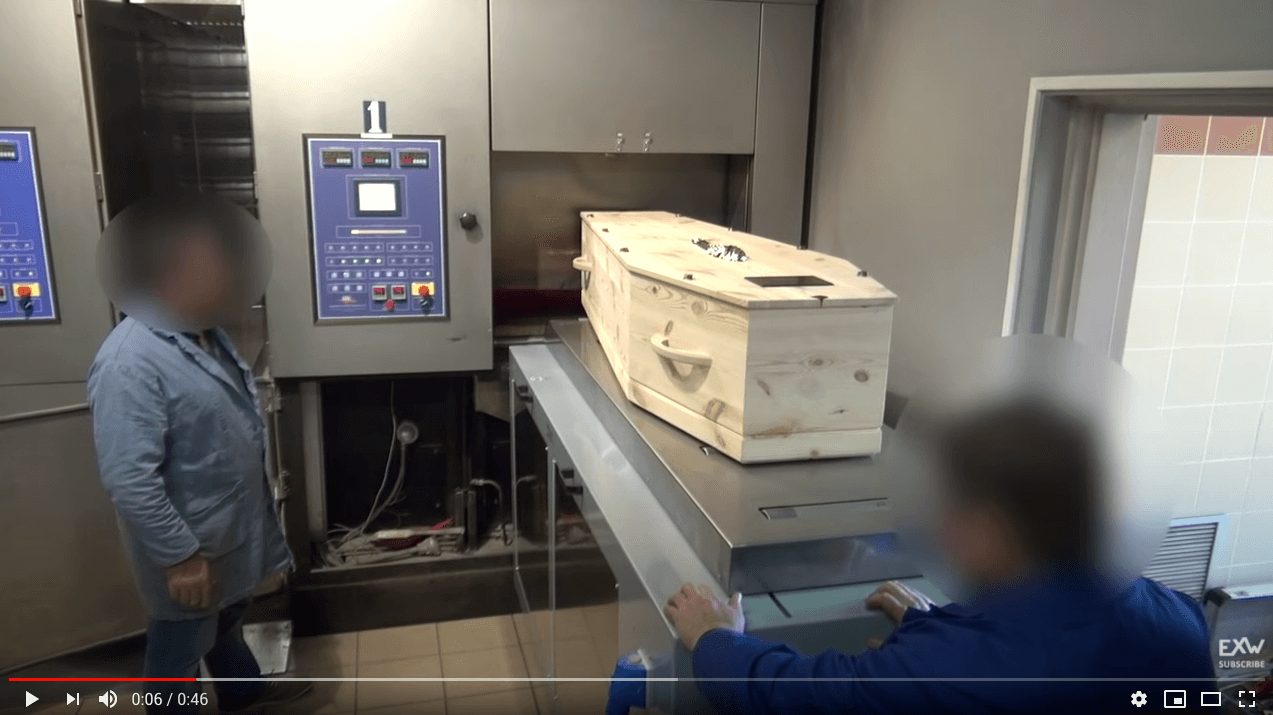 EXW AUTOLOADER 004A - Trèbes Crematorium (France): cremation of the human body.