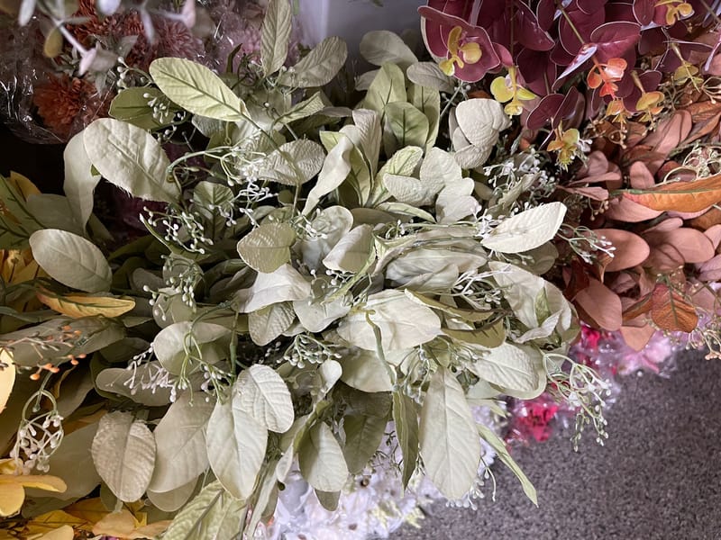 Tall Stachy Leaves Branch GREEN Artificial Flowers Keighley UK