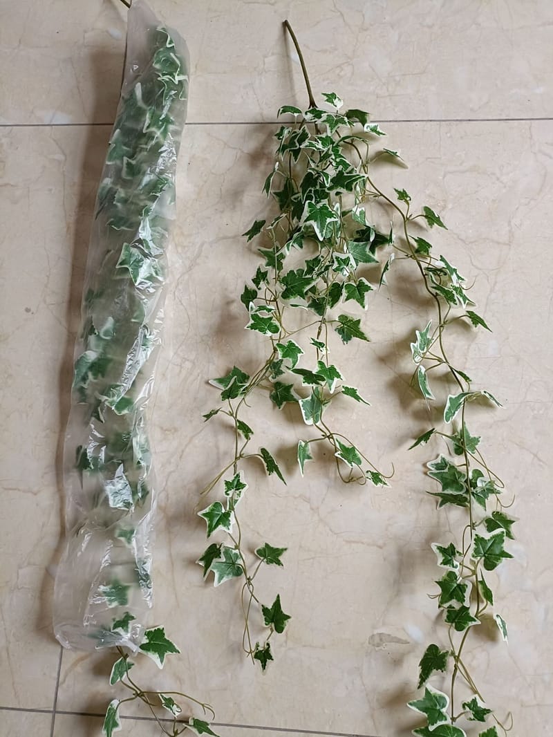 1 x Trailing ( English Ivy ) Artificial Flowers Keighley UK