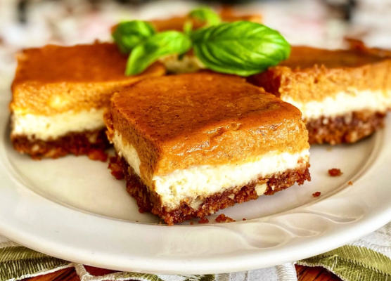 Pumpkin Bars with Cream Cheese Filling