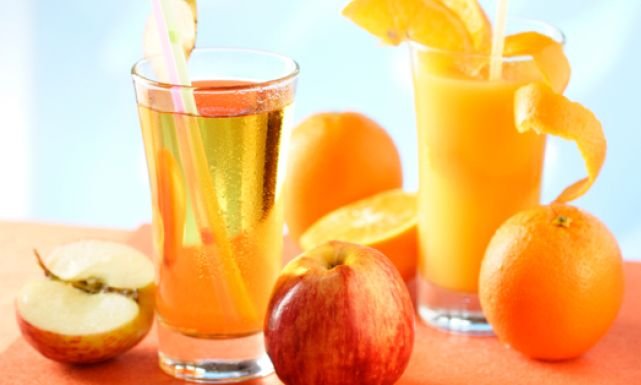عصير التفاح والبرتقال