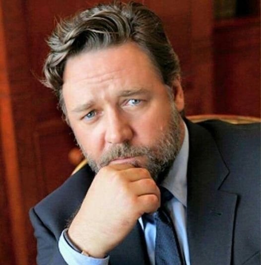 All about Russell Crowe