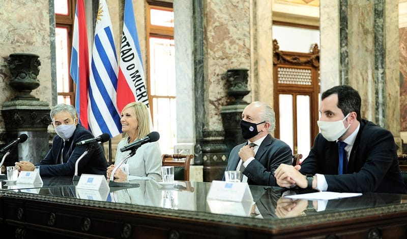 Ministerio de Educación y Cultura promoverá la continuidad de clubes de ciencia en este período
