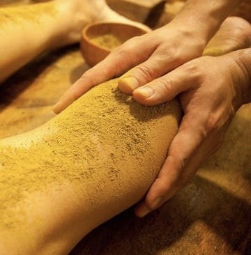 Massage dépuratif aux sels basifiants et tampons de plantes (méthode Jentschura)