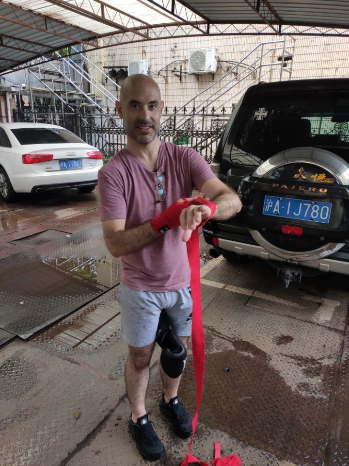 Fred, training in the garage at Jing'an Stadium...keeping out of the rain