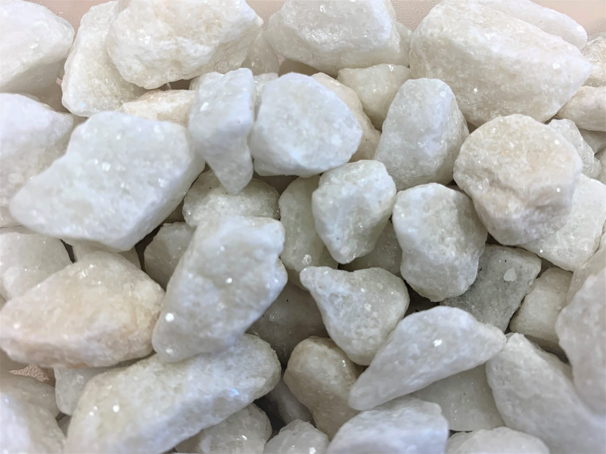 20mm Polar White Marble Chippings