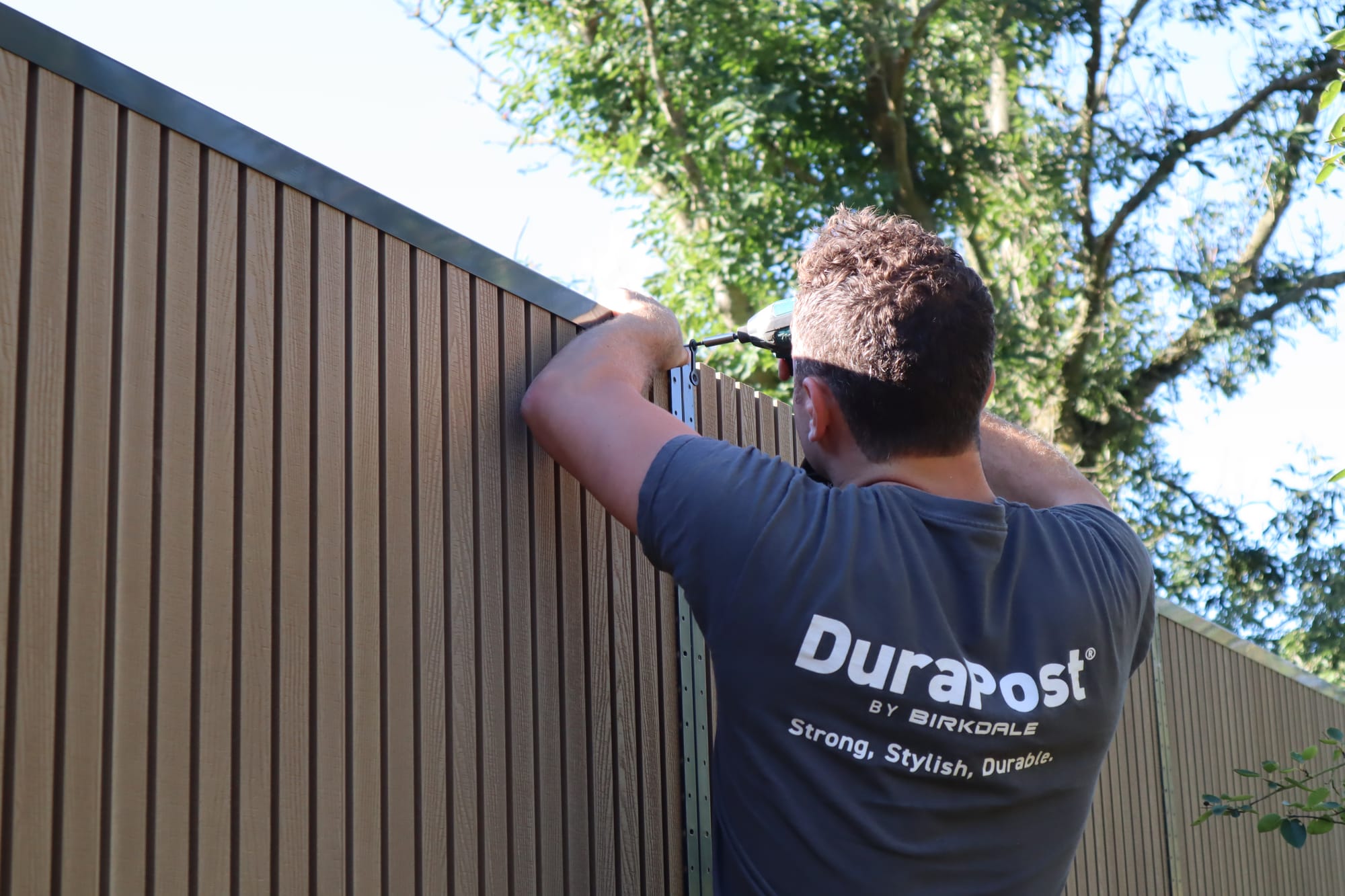 DuraPost Vento Panel - finishing touch