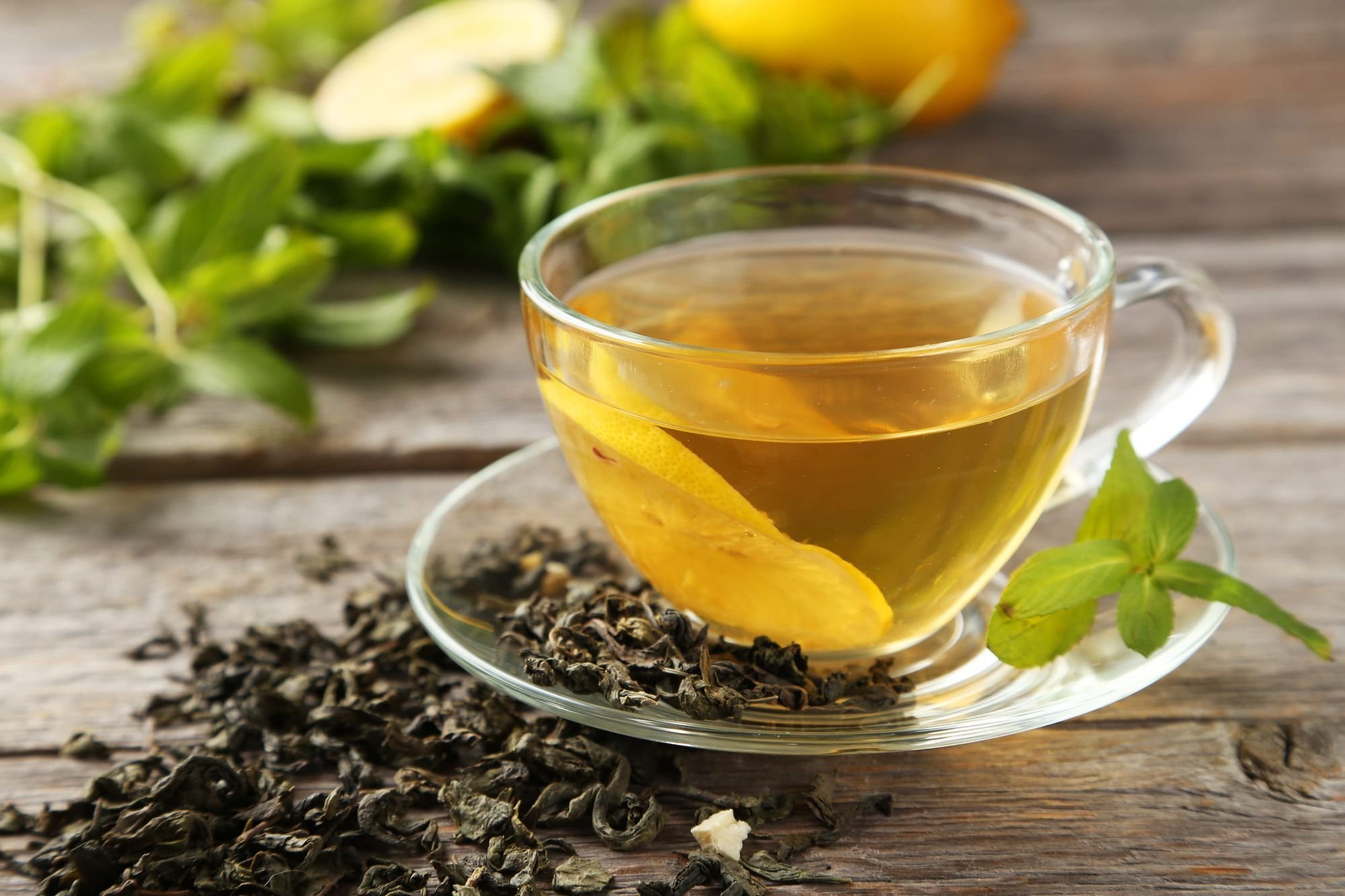 لماذا يعد الشاي الأخضر أفضل مشروب بالشتاء ؟