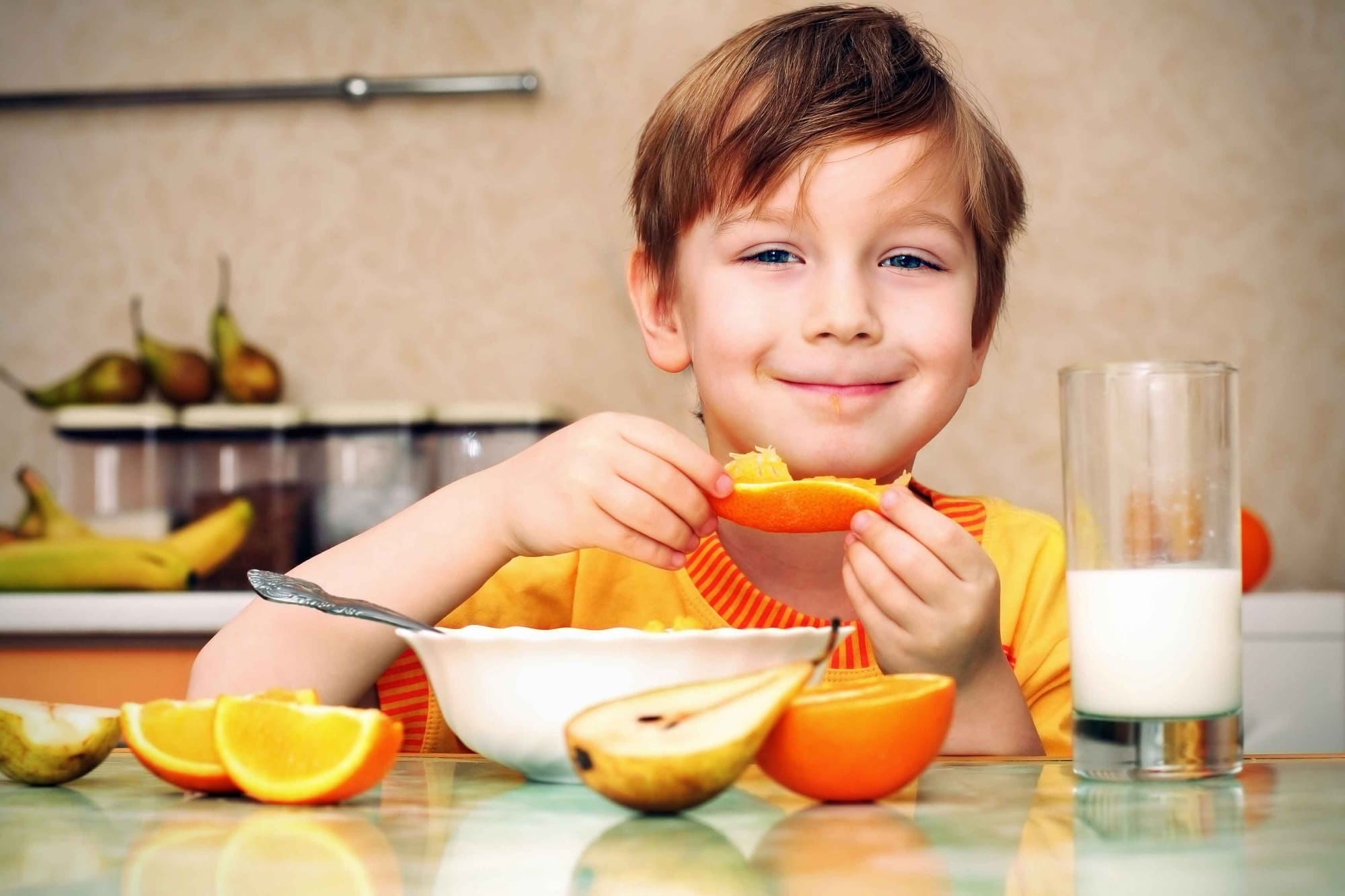 كيف ترغبين طفلك في تناول أطعمة صحية تخلصه من التوتر