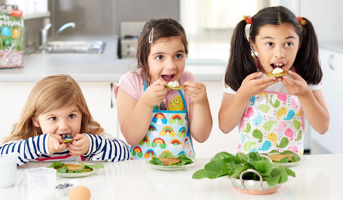 أفضل 10 أطعمة غنية بالكالسيوم للأطفال
