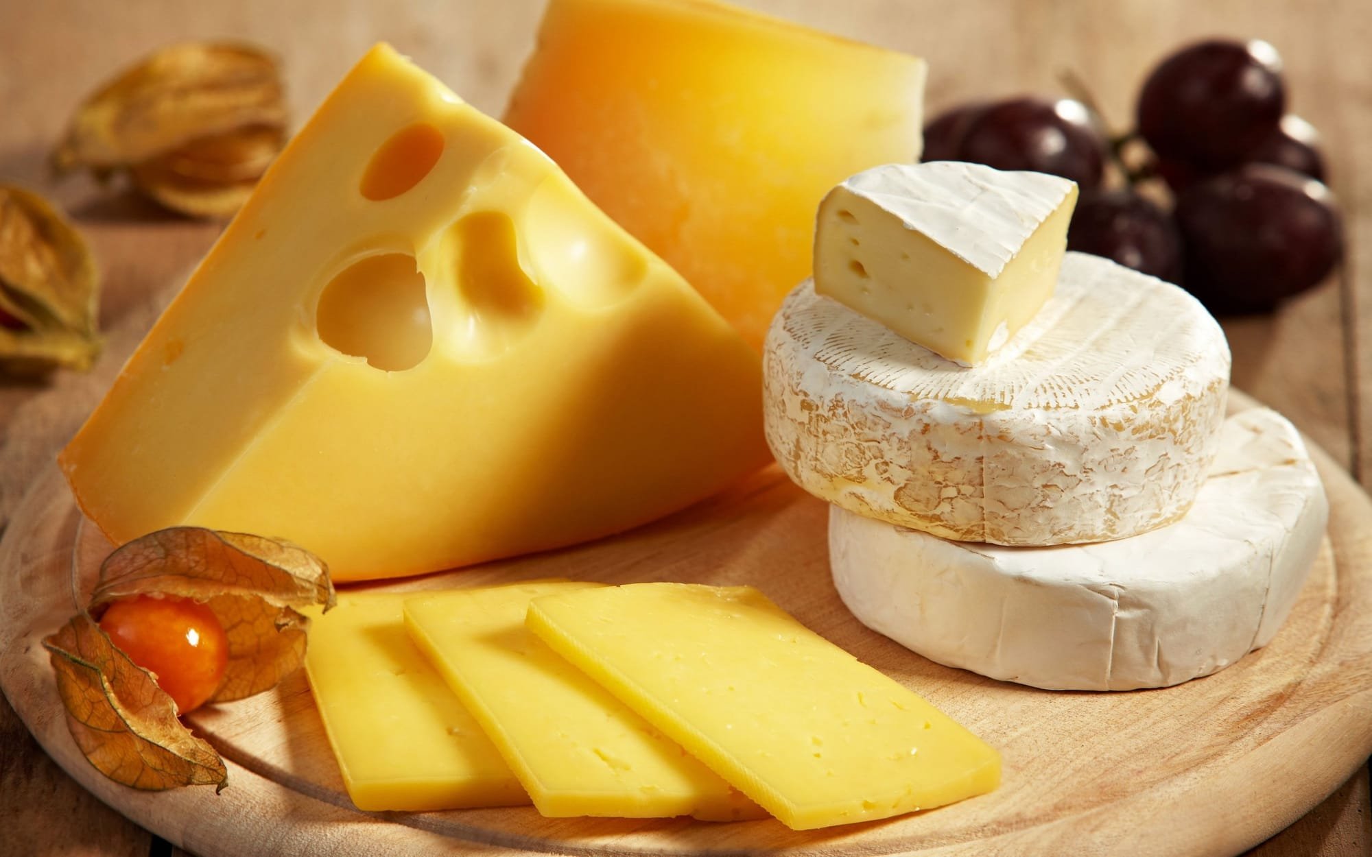5 أنواع من الجبن مفيدة للصحة ولإنقاص الوزن