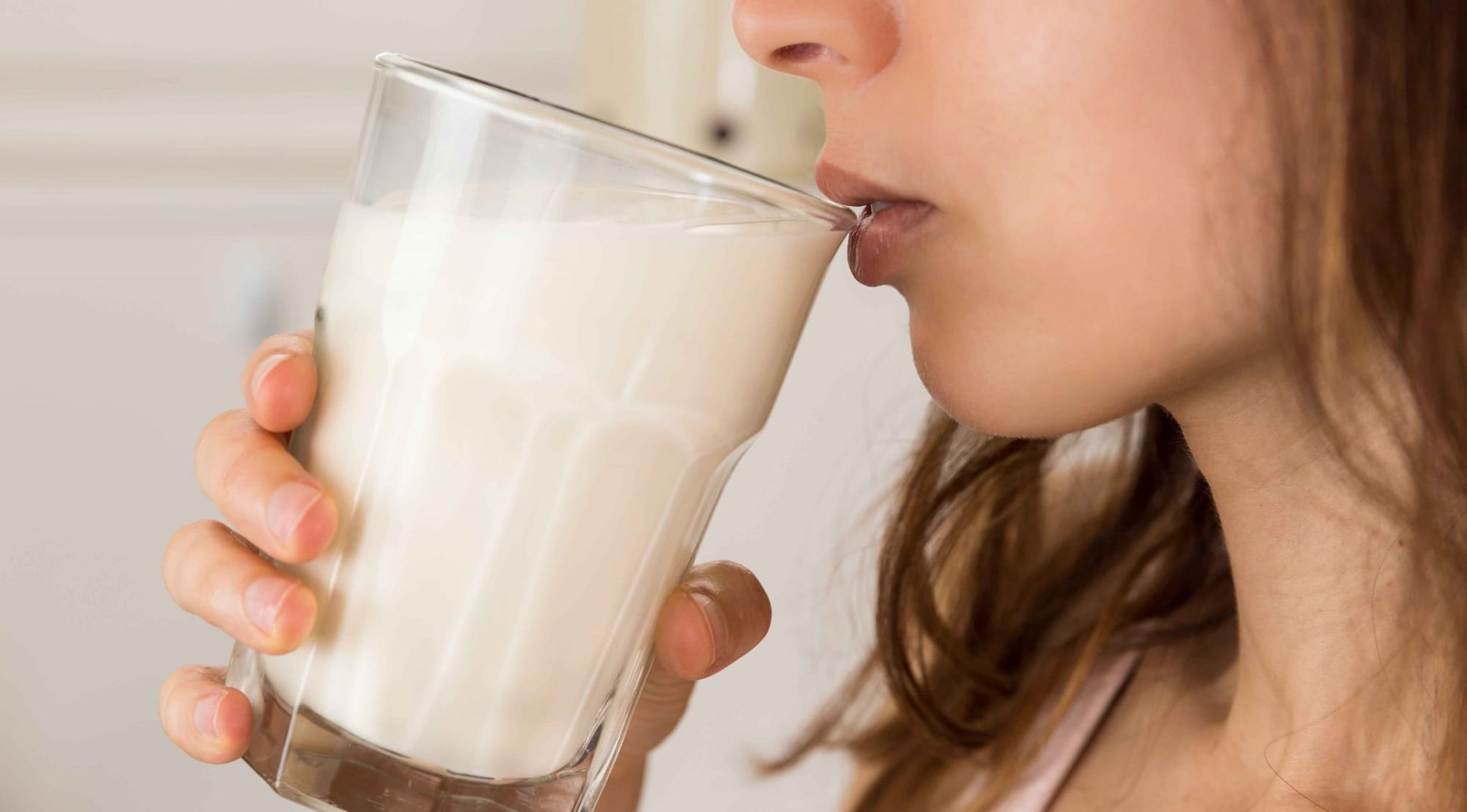 7 فوائد لتناول الحليب قبل النوم.. أبرزها تقوية المناعة