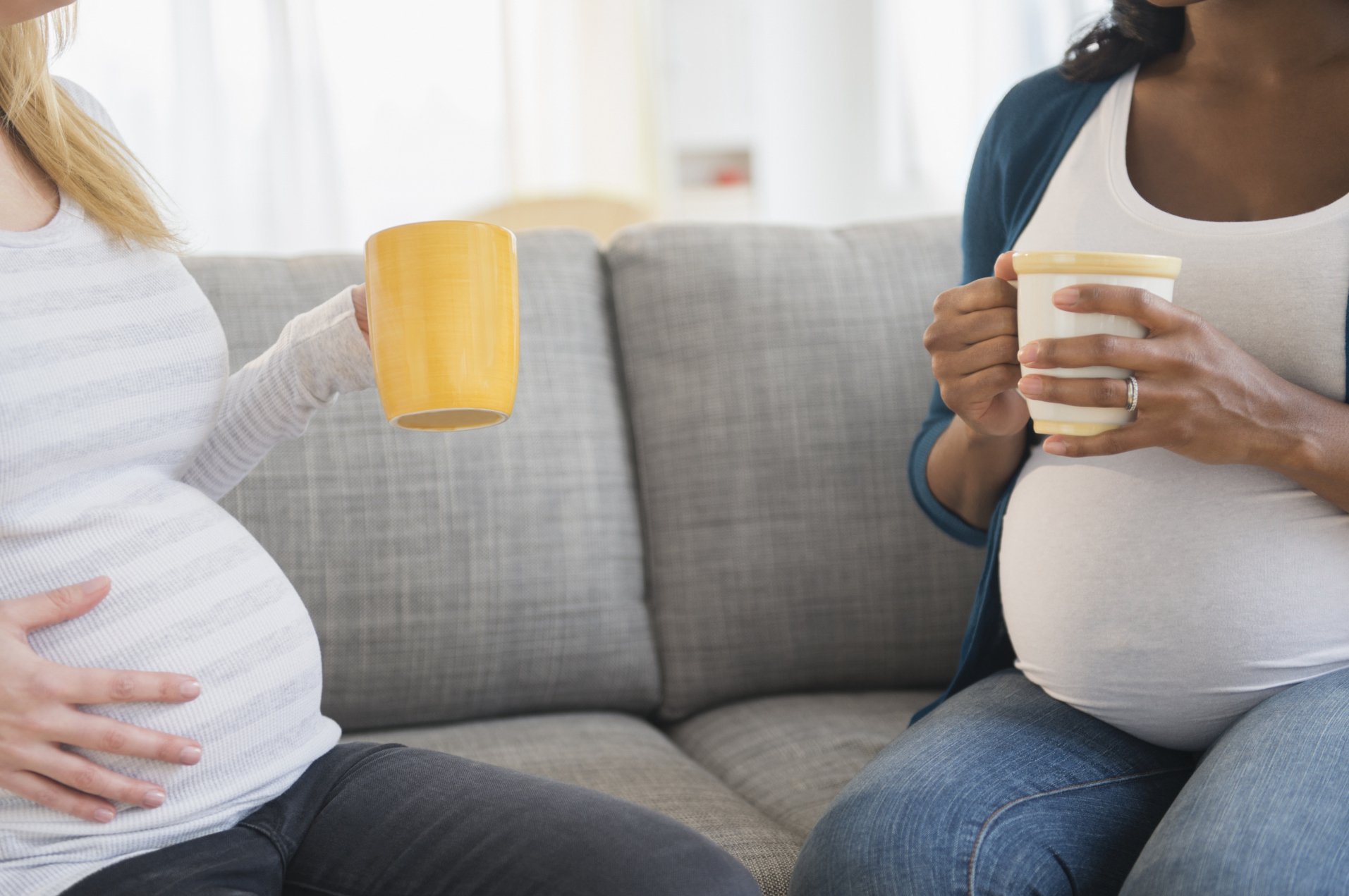 تناول الكافيين يوميا أثناء الحمل حتى باعتدال يؤثر على نمو الجنين